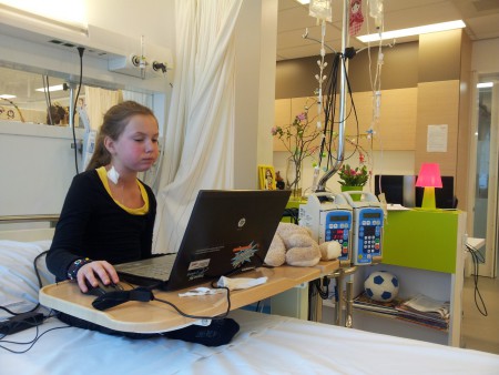  huiswerk maken in het ziekenhuis