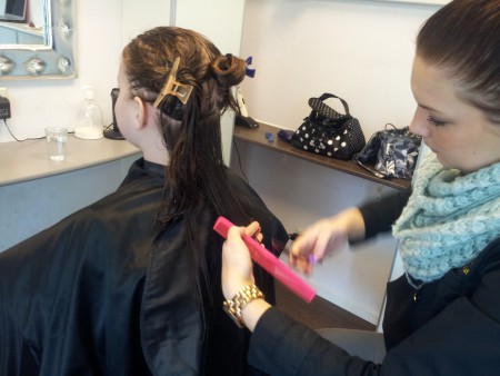 eerste stuk van het haar af door Lisa